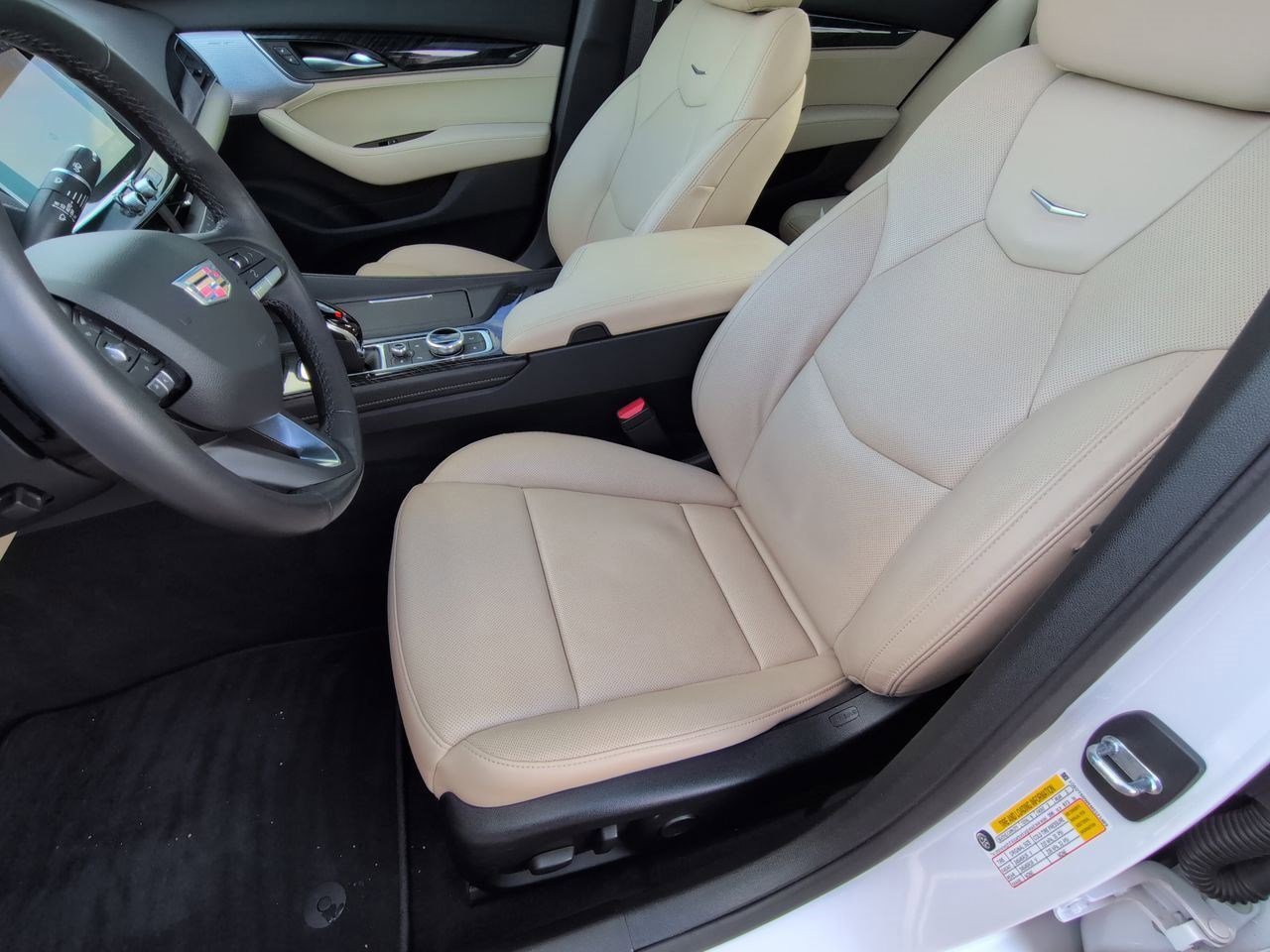 Thumbnail: 2021 Cadillac CT5 - 16