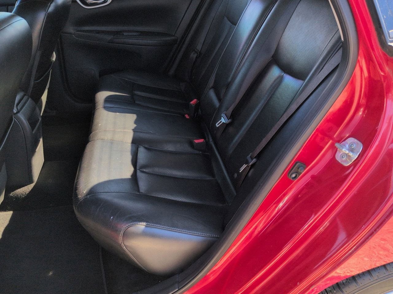 Thumbnail: 2015 Nissan Sentra - 18