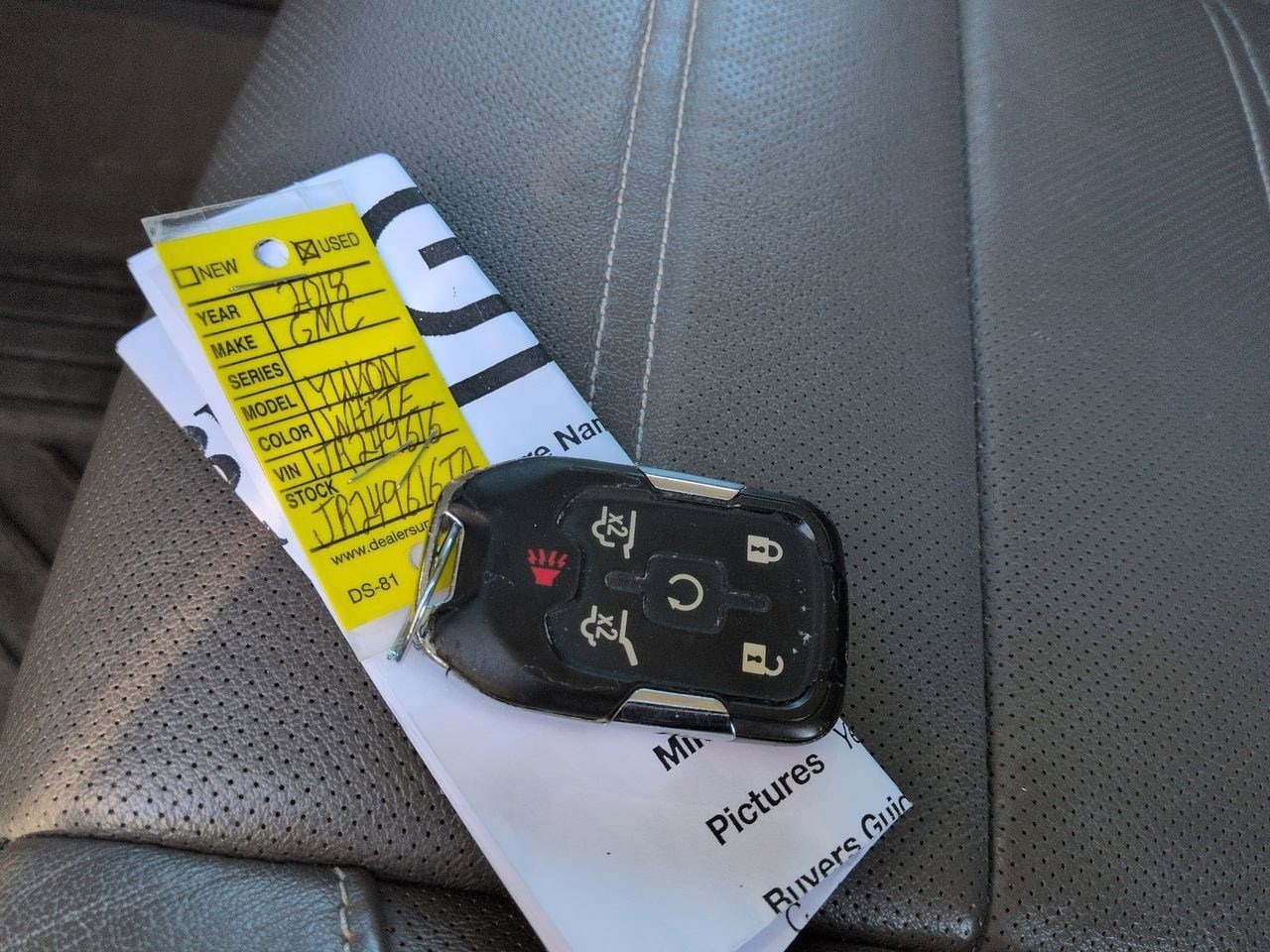 Thumbnail: 2018 GMC Yukon - 36