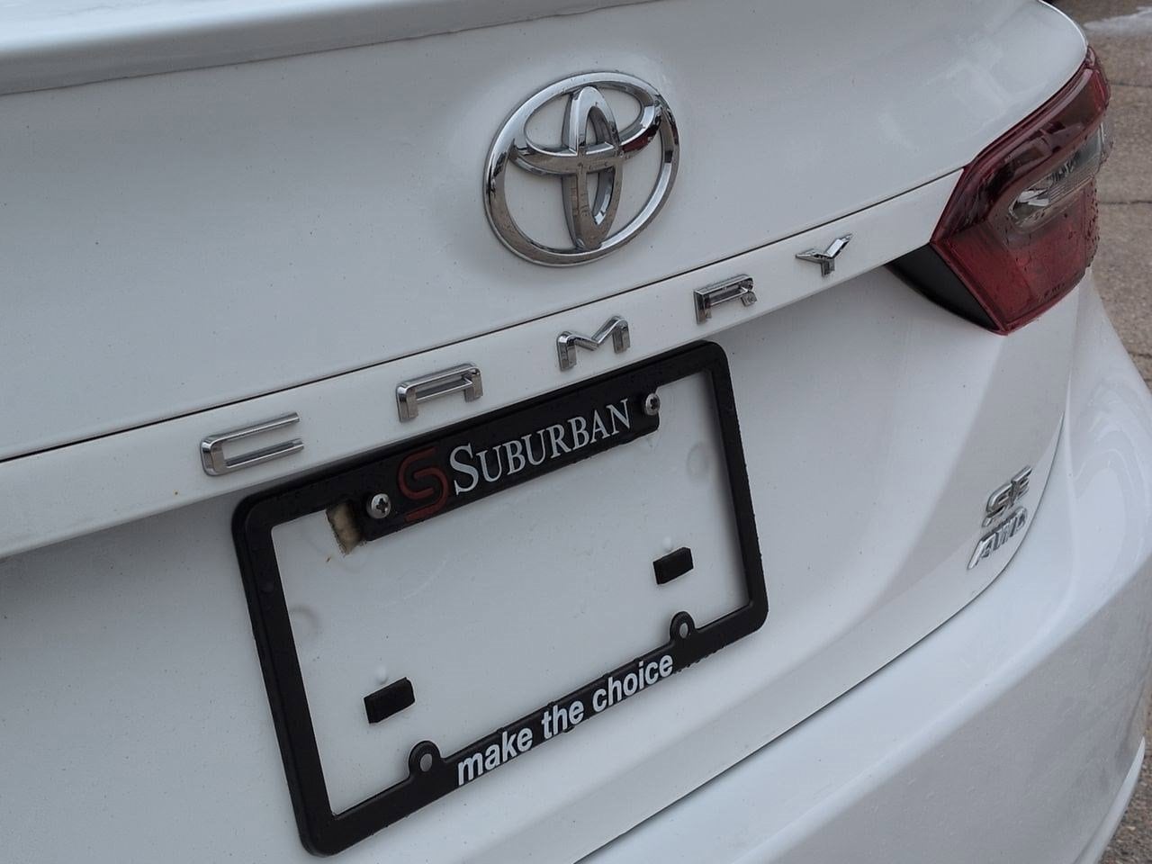 Thumbnail: 2023 Toyota Camry - 12