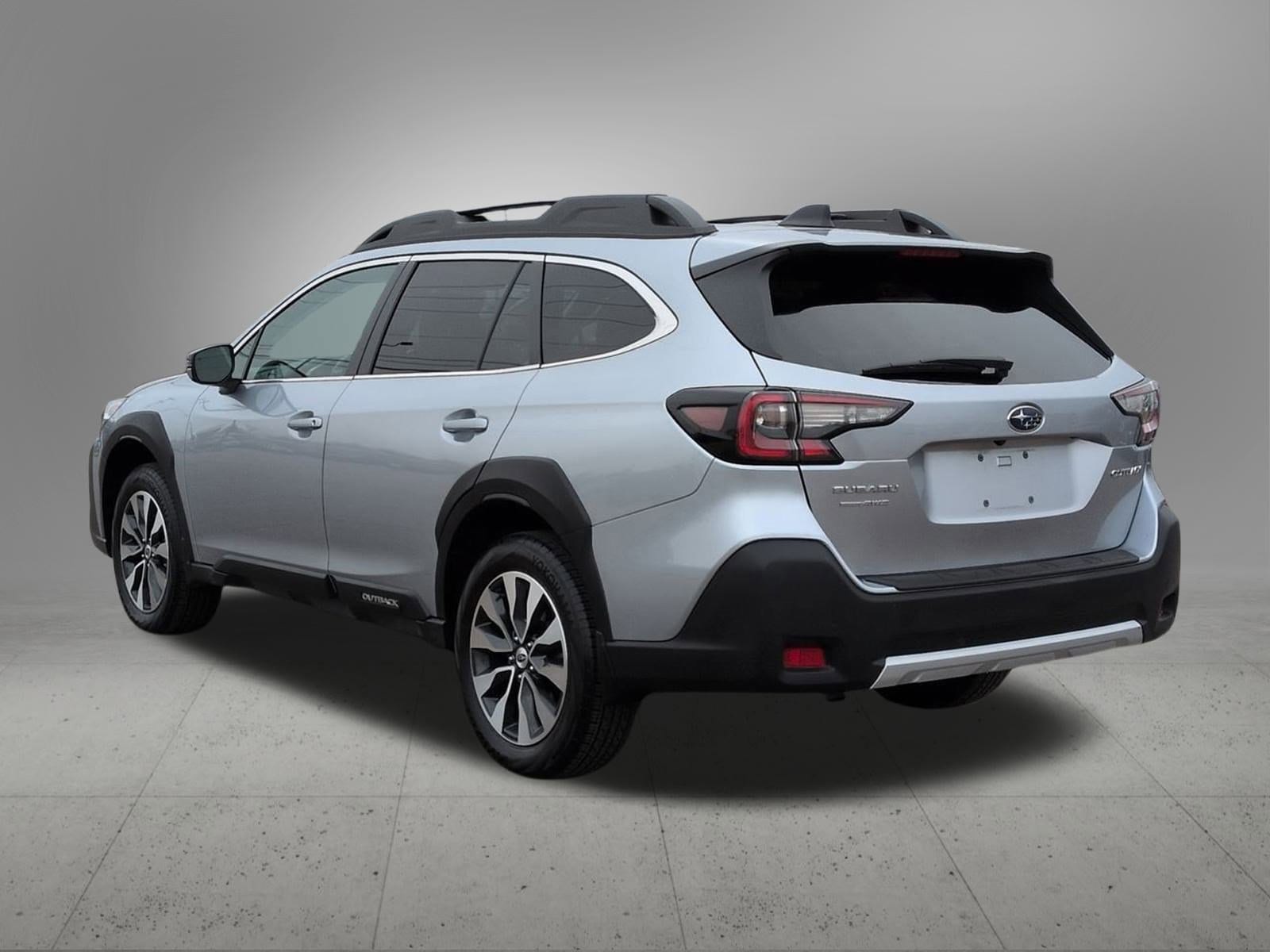 Thumbnail: 2023 Subaru Outback - 4