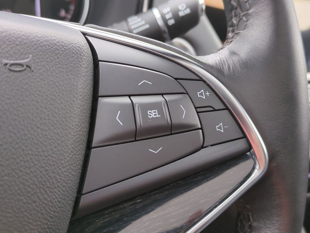 Thumbnail: 2023 Cadillac XT5 - 25
