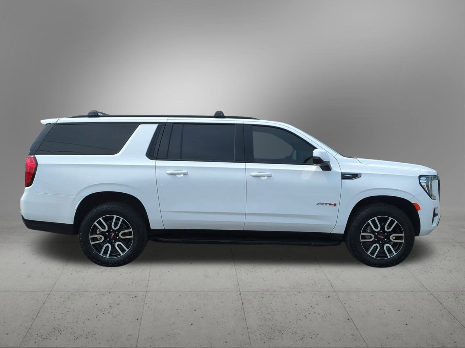 Thumbnail: 2023 GMC Yukon XL - 7
