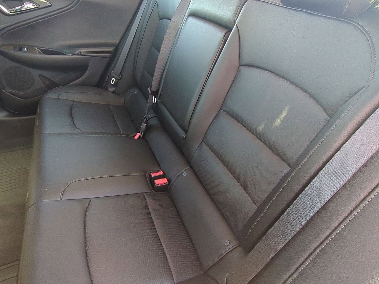 Thumbnail: 2018 Chevrolet Malibu - 19