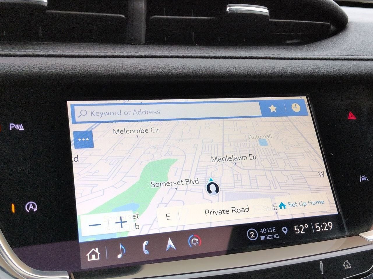 Thumbnail: 2024 Cadillac XT6 - 30