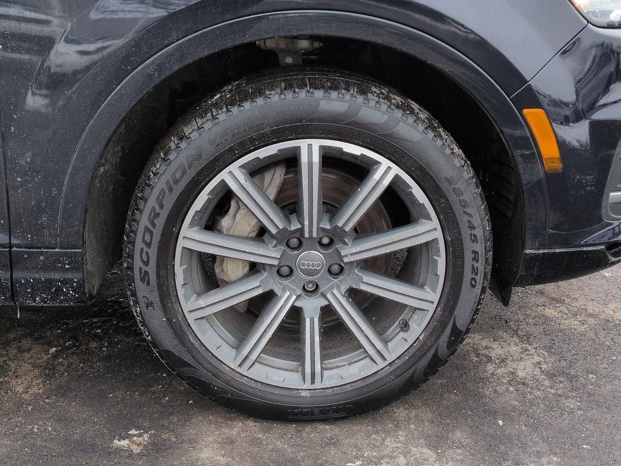 Thumbnail: 2017 Audi Q7 - 13