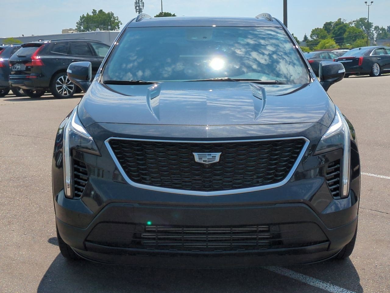 Thumbnail: 2022 Cadillac XT4 - 9