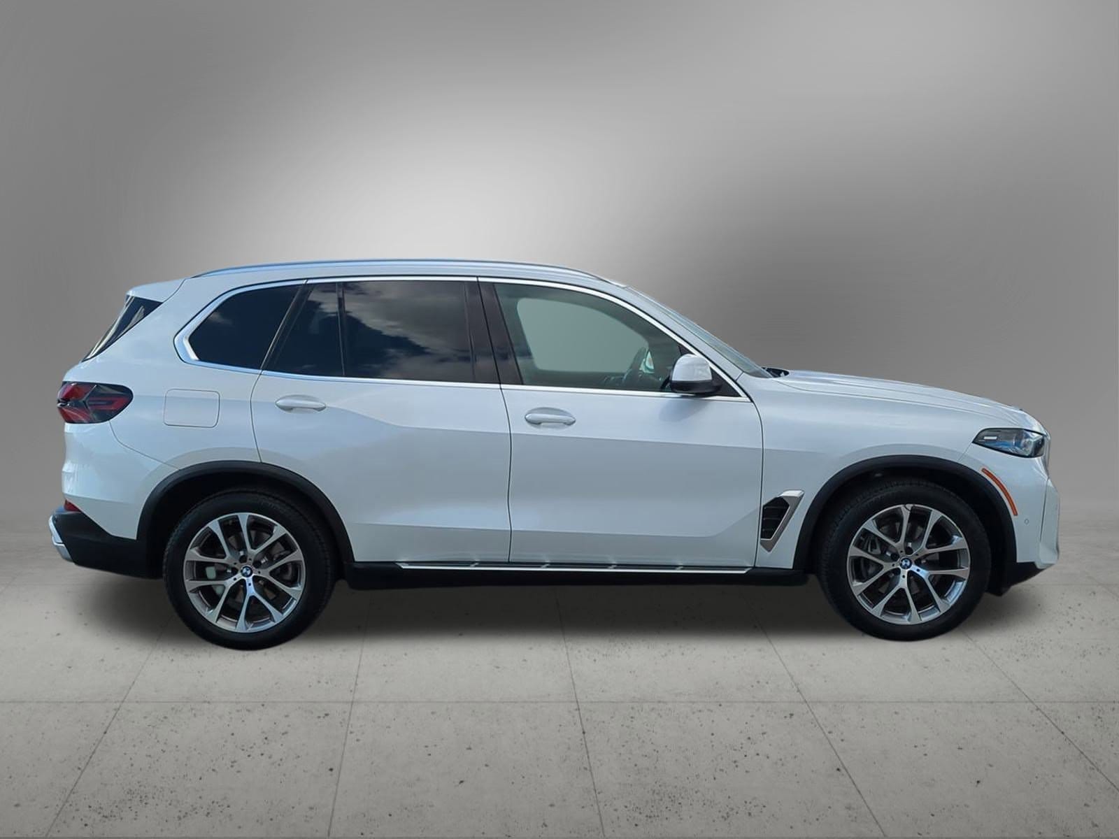 Thumbnail: 2024 BMW X5 - 7