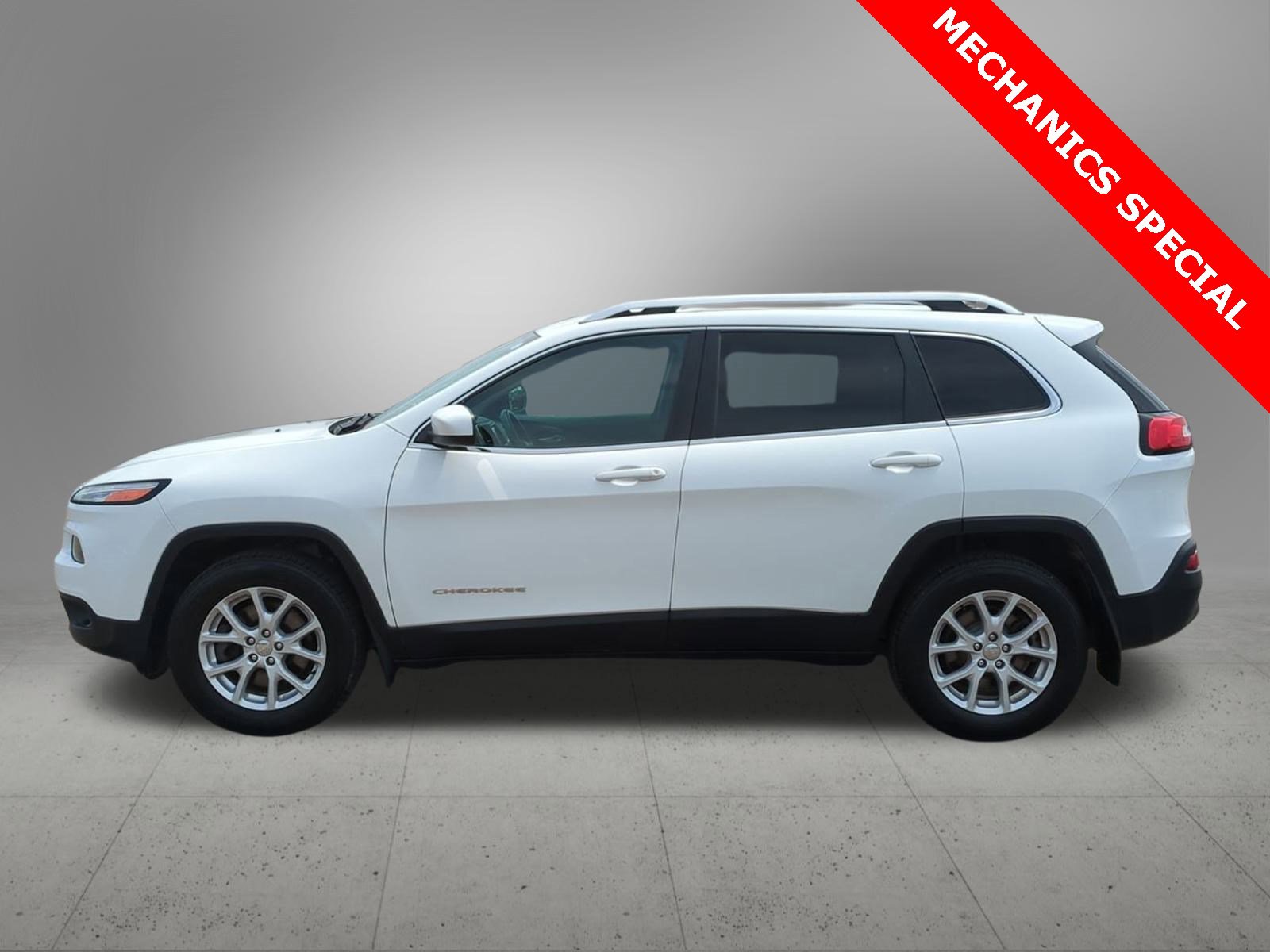 Thumbnail: 2015 Jeep Cherokee - 3