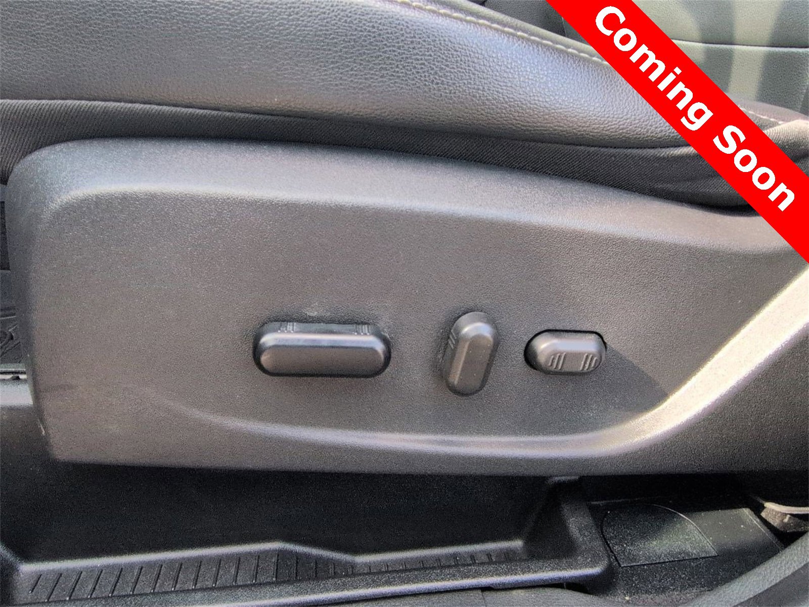 Thumbnail: 2018 Ford Escape - 17