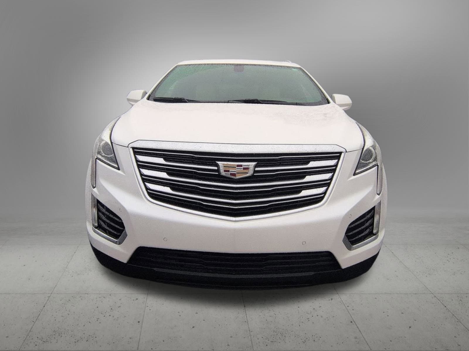 Thumbnail: 2017 Cadillac XT5 - 9