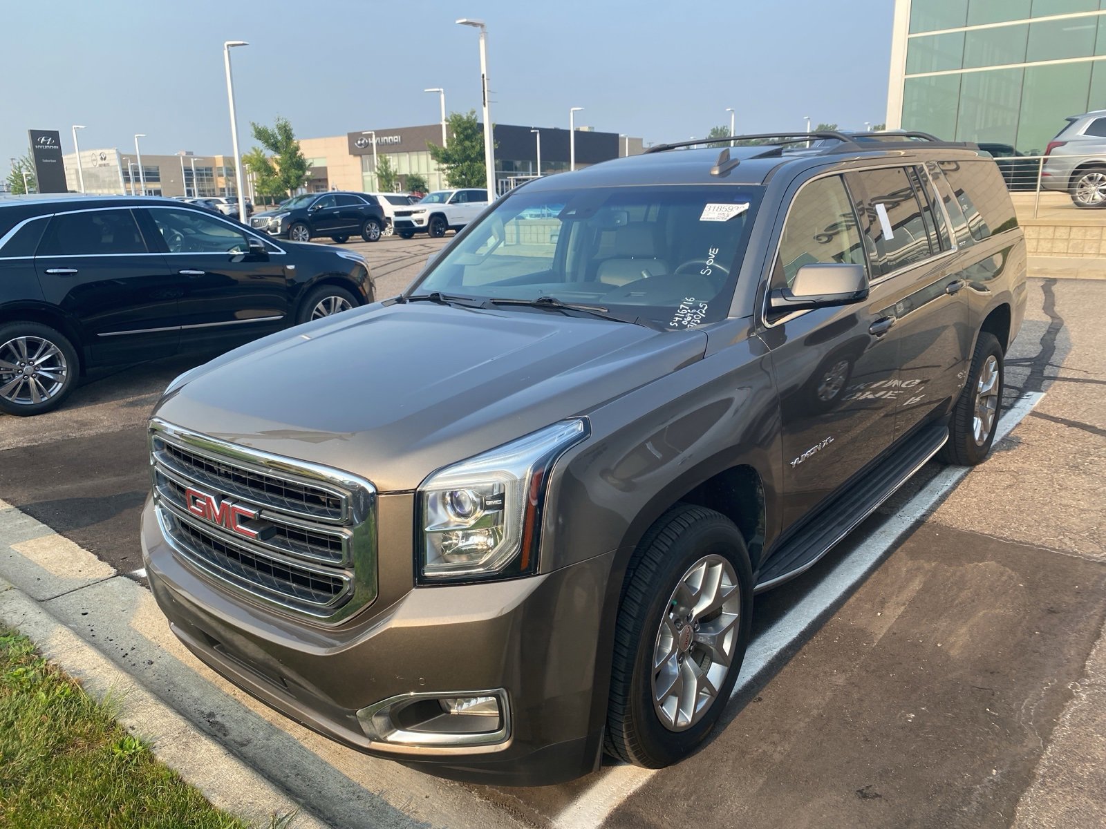 2016 GMC Yukon XL SLT -
                  Troy, MI