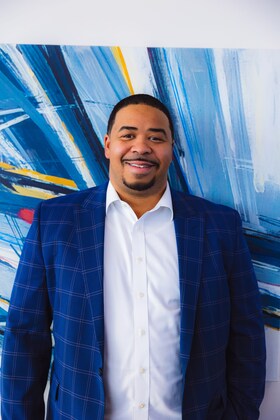 Staff member Jeffrey Parker from ID_4ab38500791b