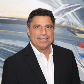 Staff member Dan Maniaci from ID_887b1f463bbe