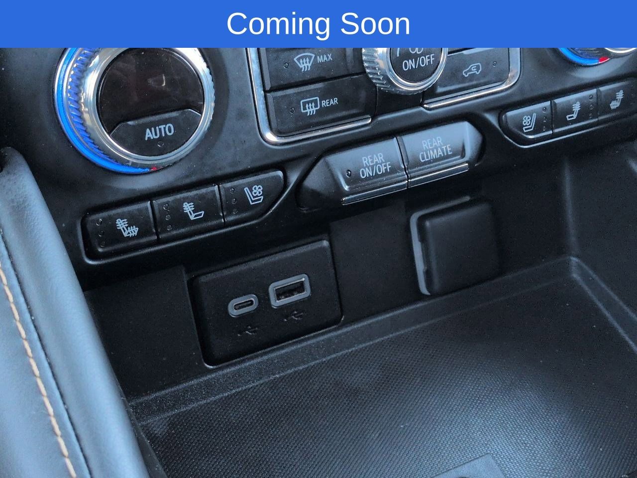 Thumbnail: 2023 GMC Yukon XL - 31