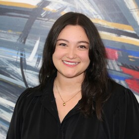 Staff member Lindsay Formica from ID_4ab38500791b