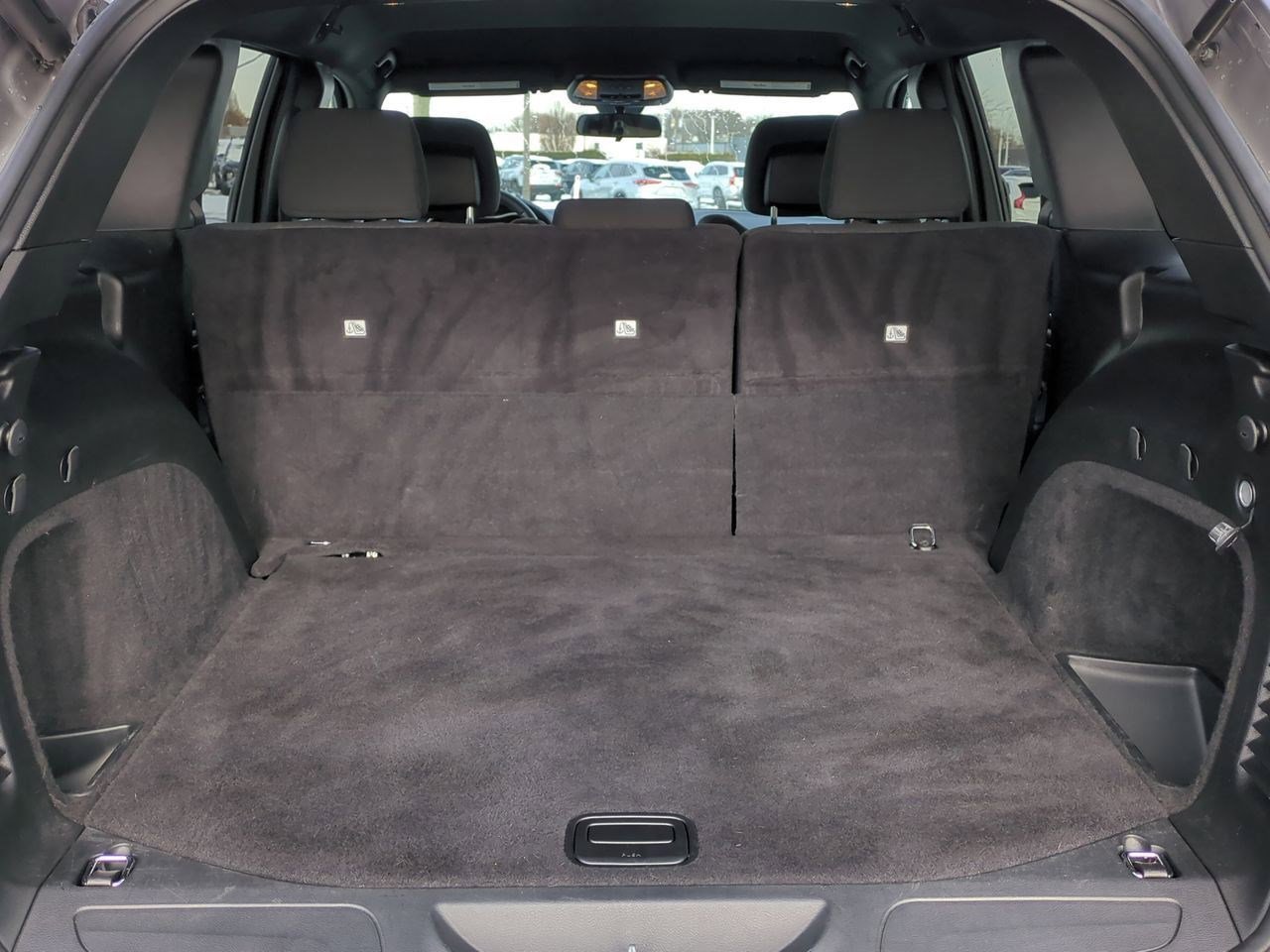 Thumbnail: 2020 Jeep Grand Cherokee - 32