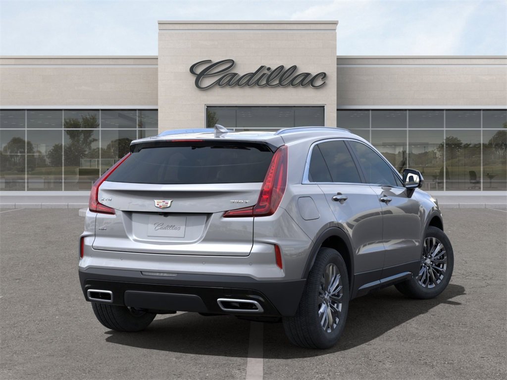 2024 Cadillac XT4 Premium Luxury 4