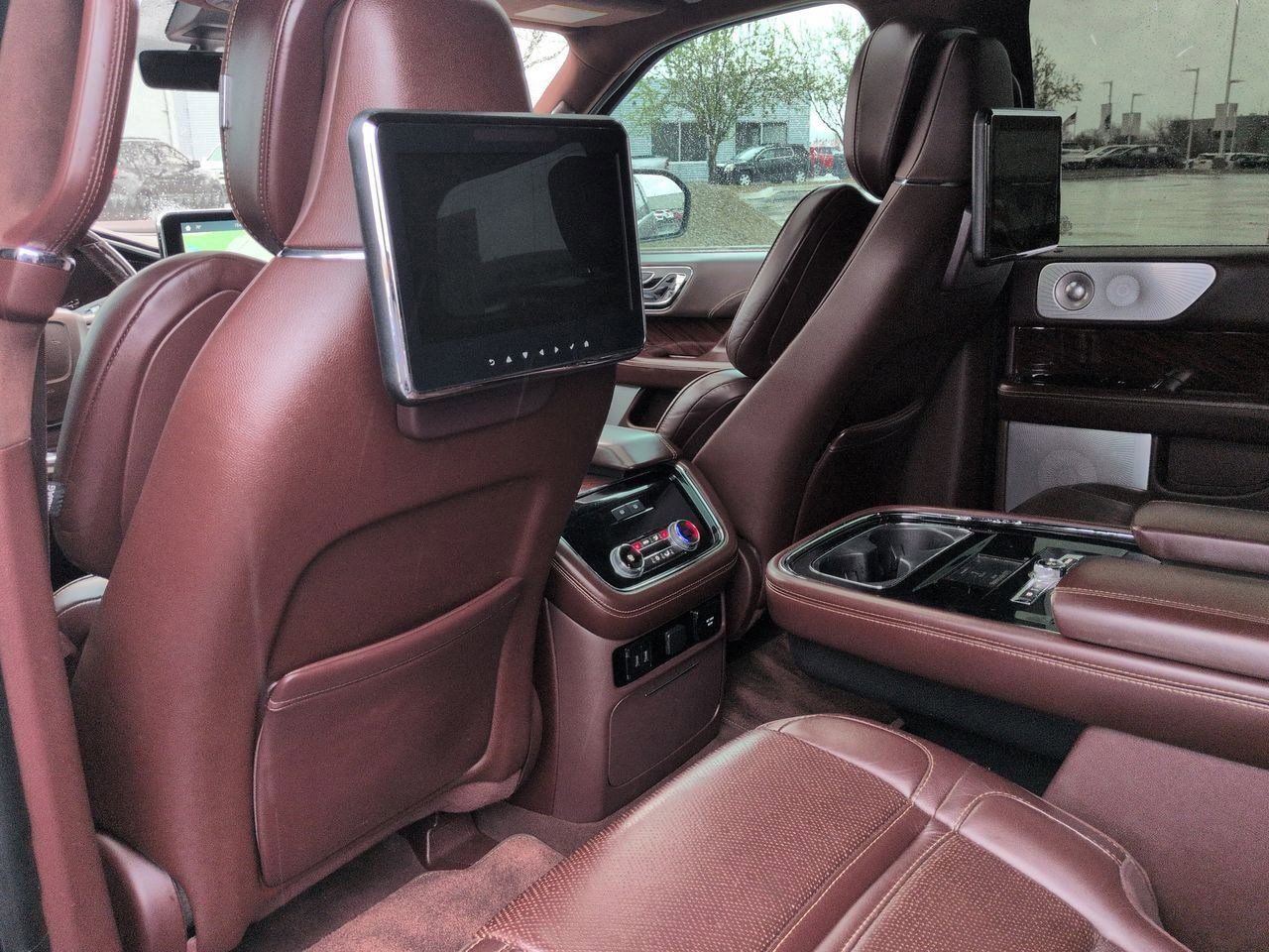 Thumbnail: 2019 Lincoln Navigator - 15