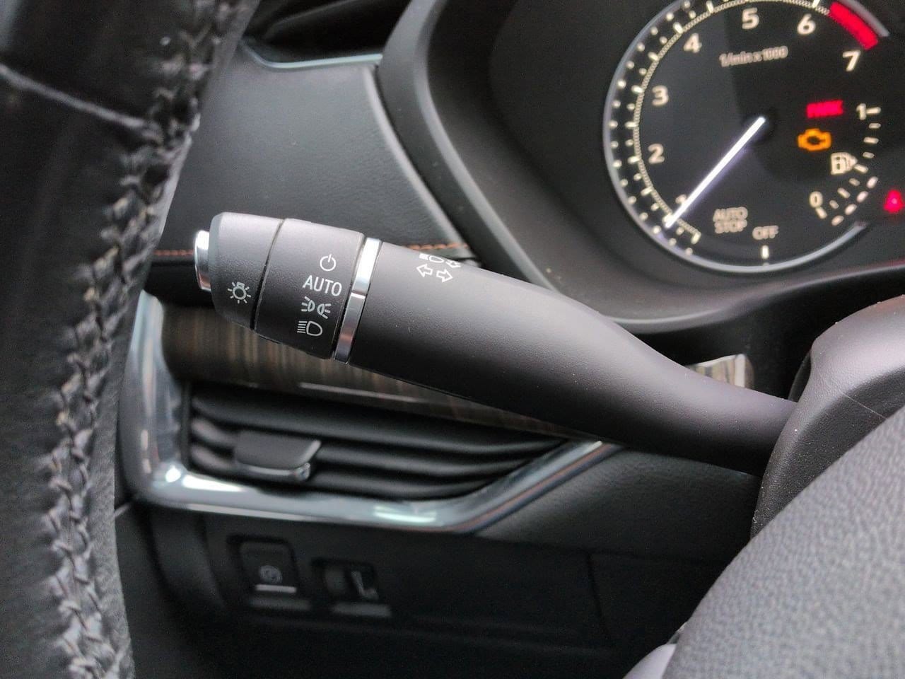 Thumbnail: 2020 Cadillac XT4 - 28