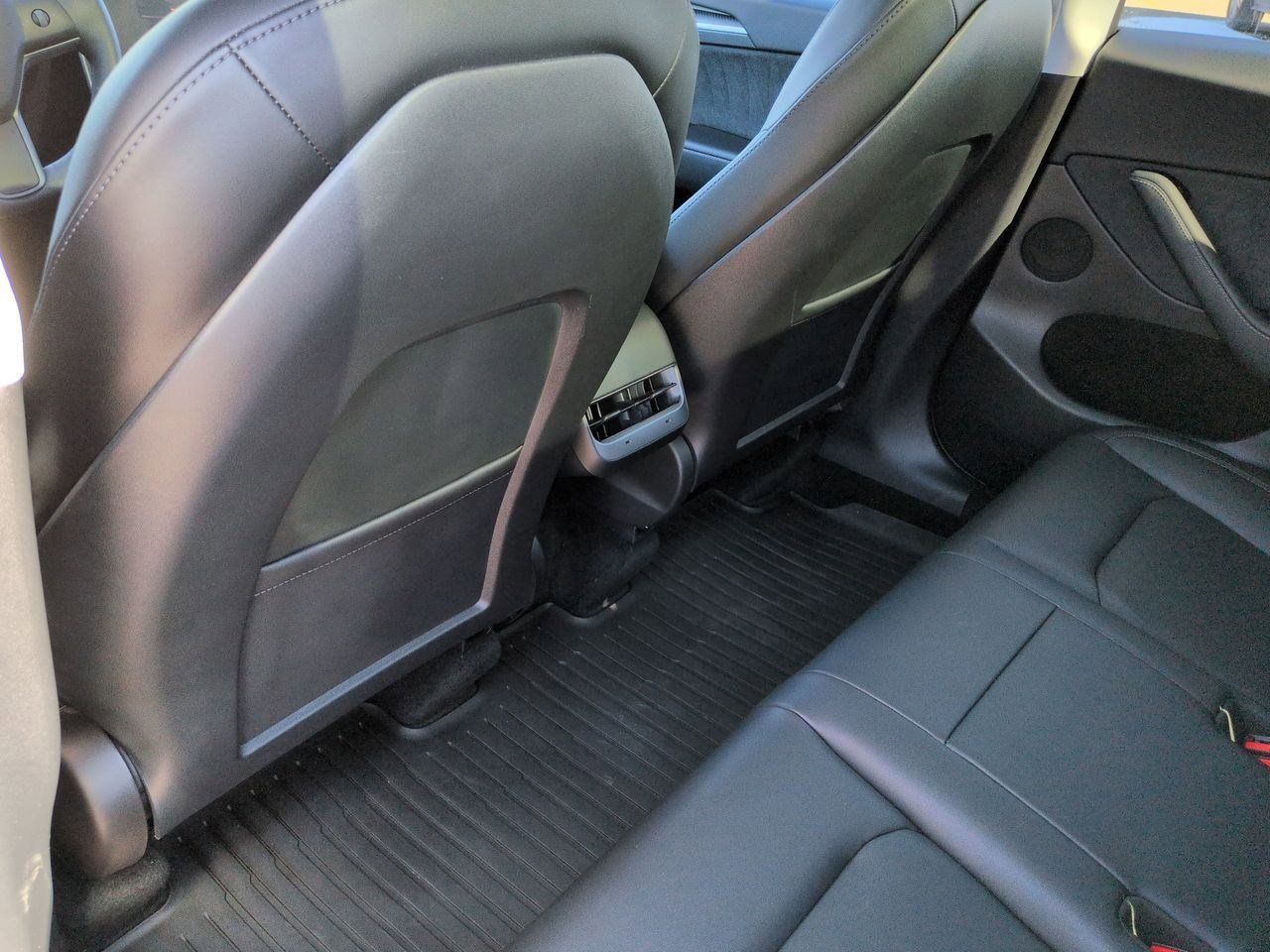 Thumbnail: 2022 Tesla Model Y - 16