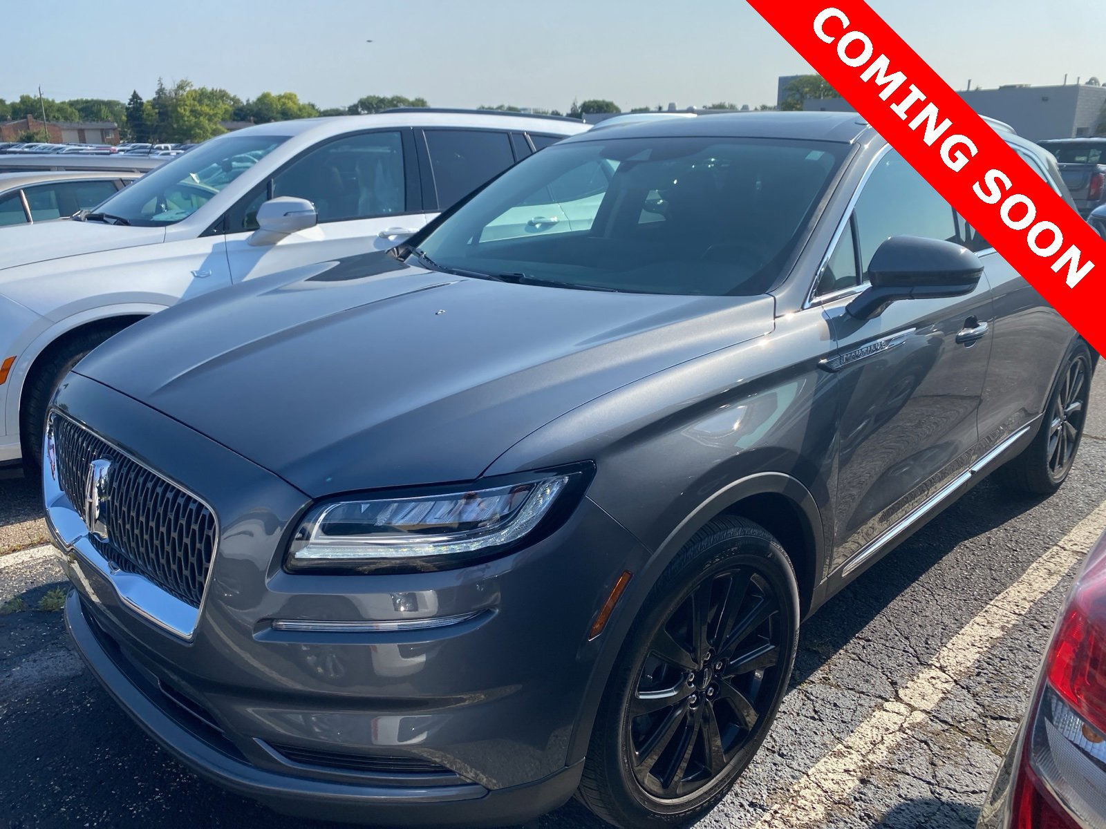 Thumbnail: 2023 Lincoln Nautilus - 3