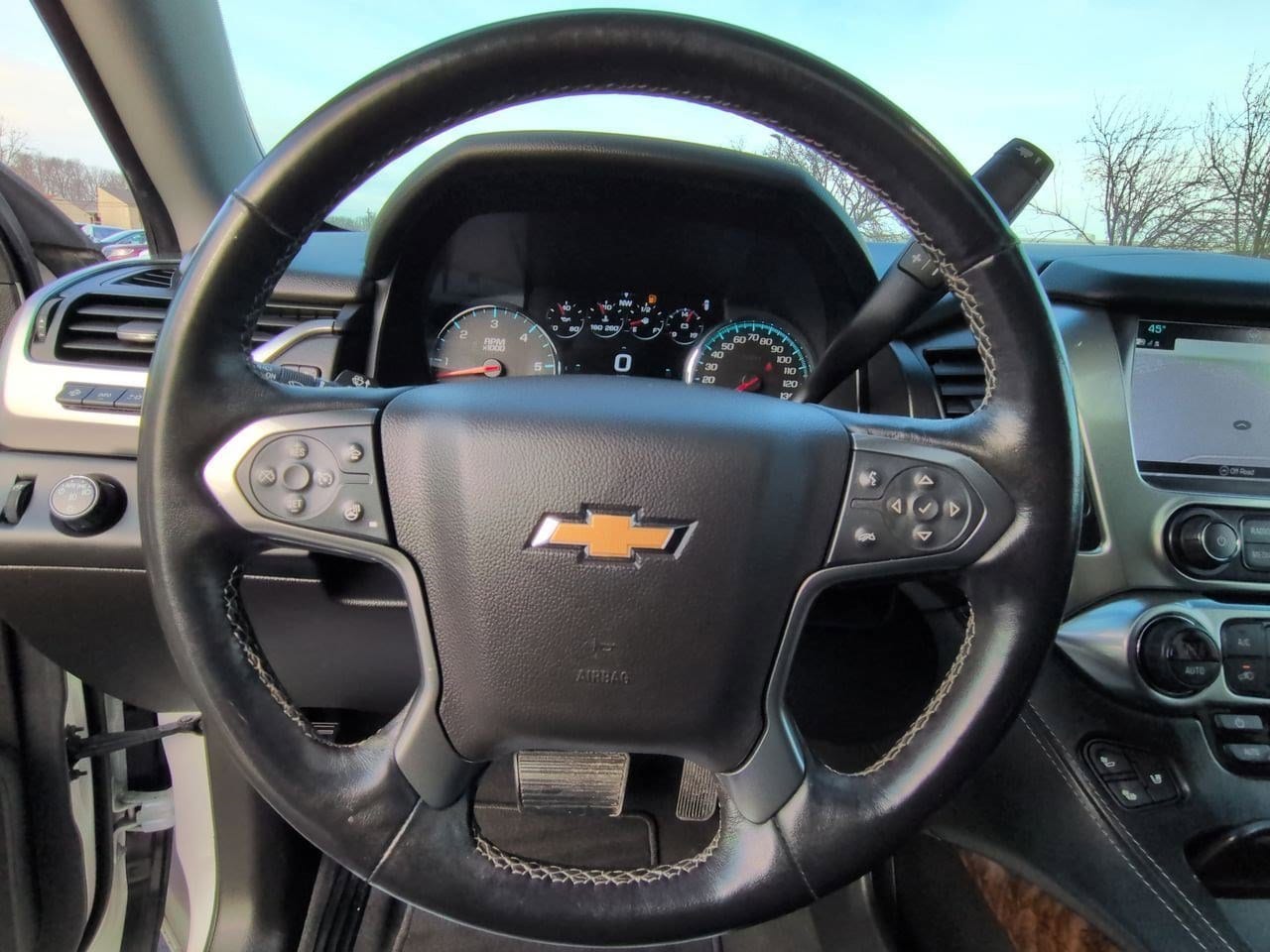 Thumbnail: 2019 Chevrolet Suburban - 25