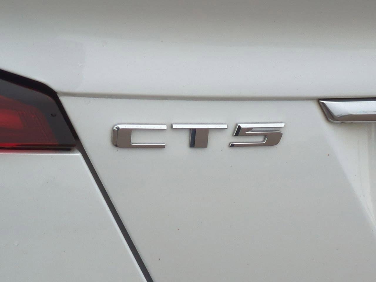 Thumbnail: 2023 Cadillac CT5 - 12