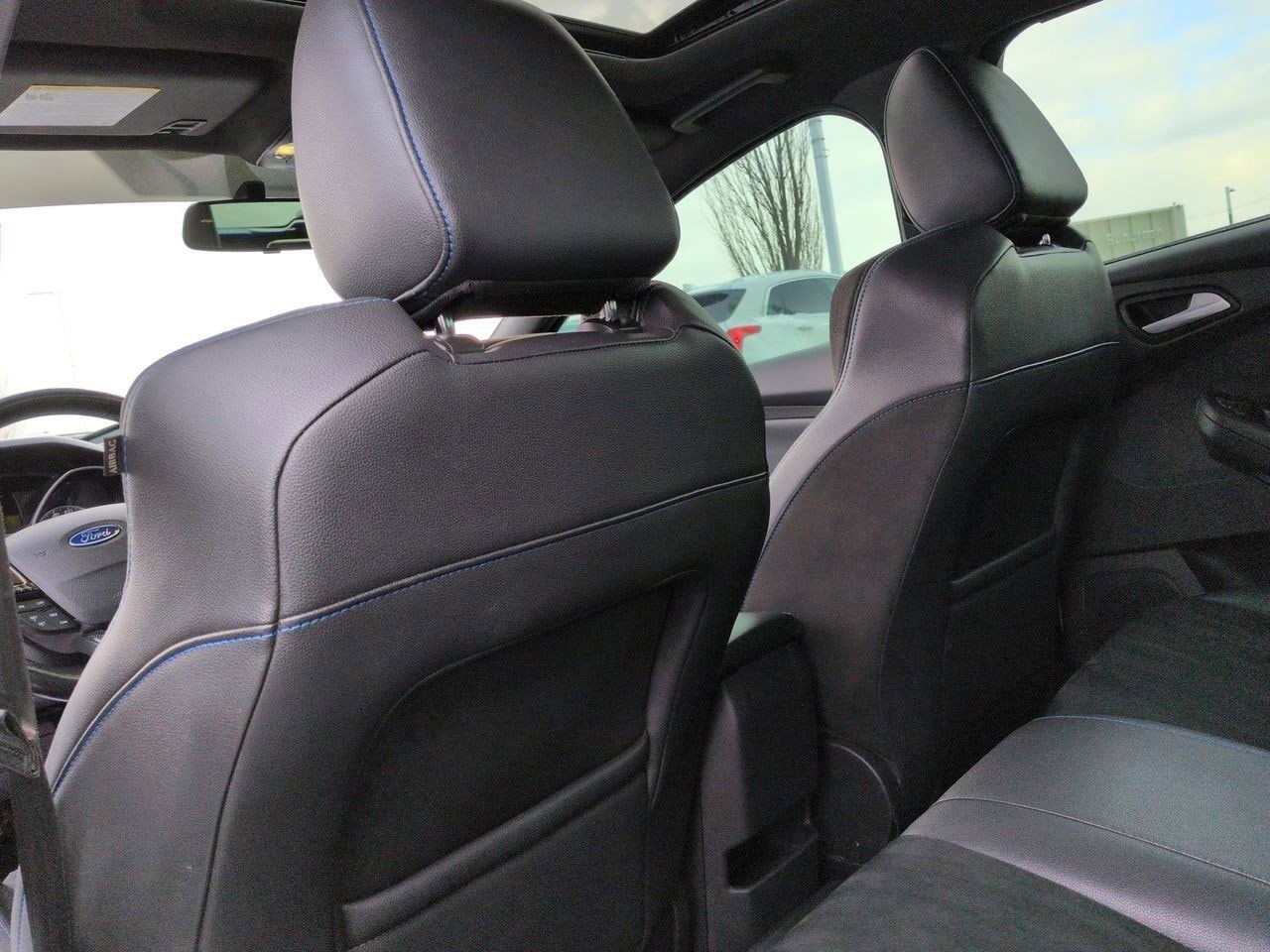 Thumbnail: 2017 Ford Focus - 18