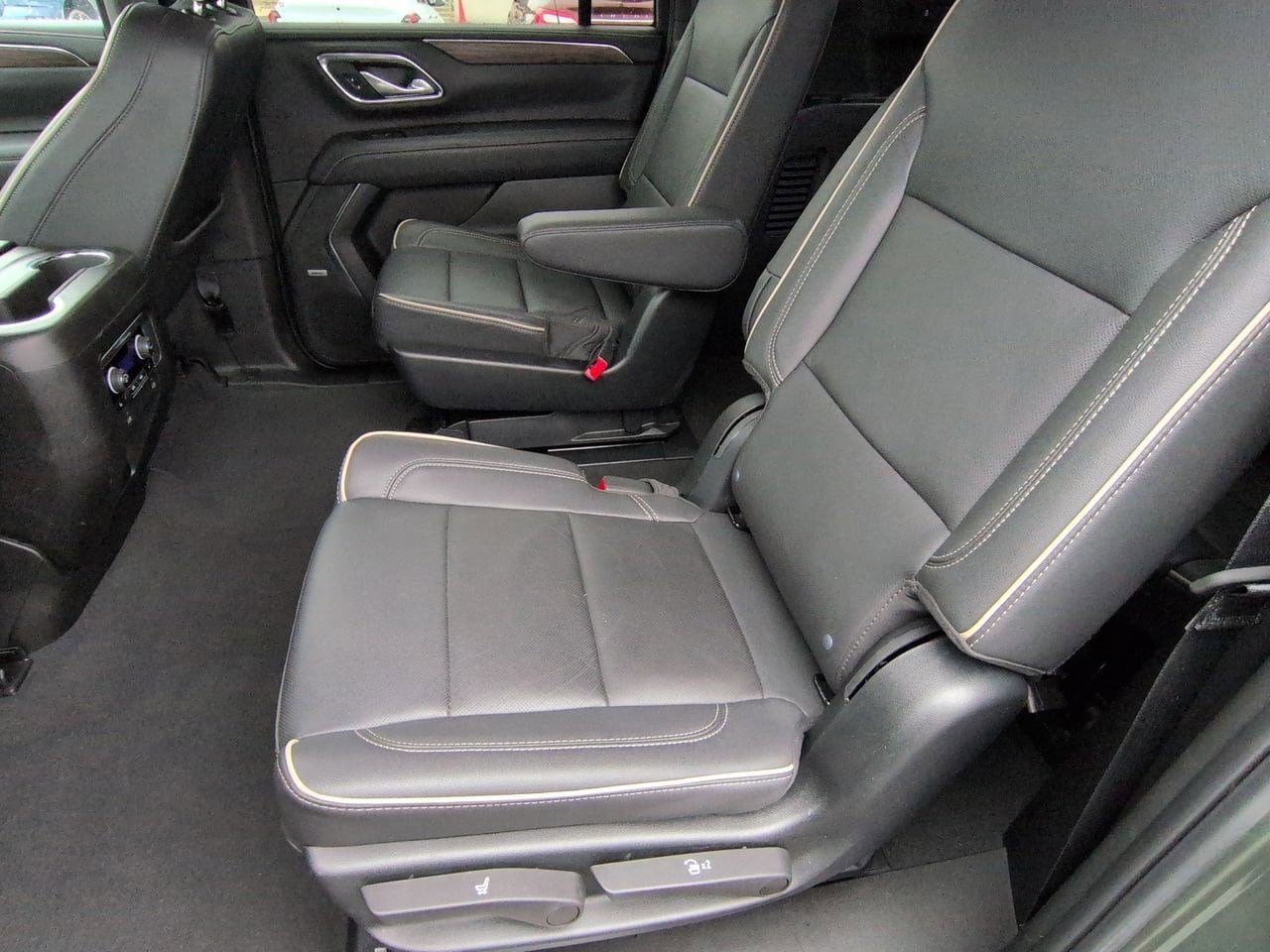 Thumbnail: 2023 Chevrolet Suburban - 19