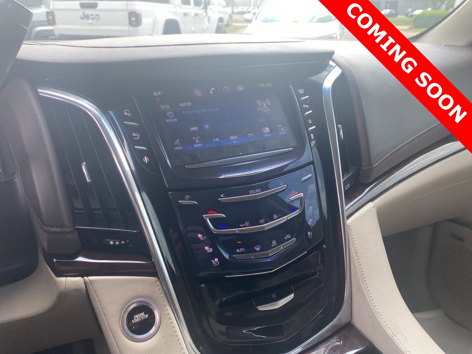 Thumbnail: 2015 Cadillac Escalade - 12