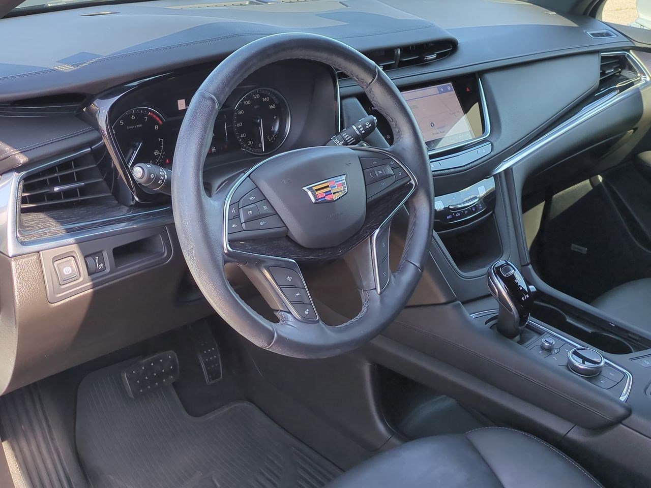 Thumbnail: 2023 Cadillac XT5 - 2