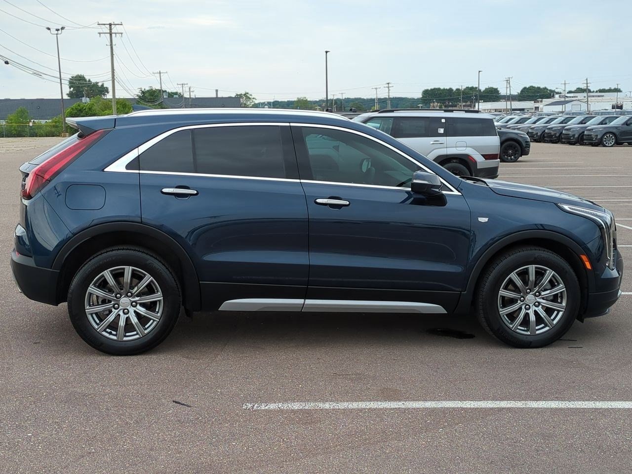 Thumbnail: 2021 Cadillac XT4 - 7