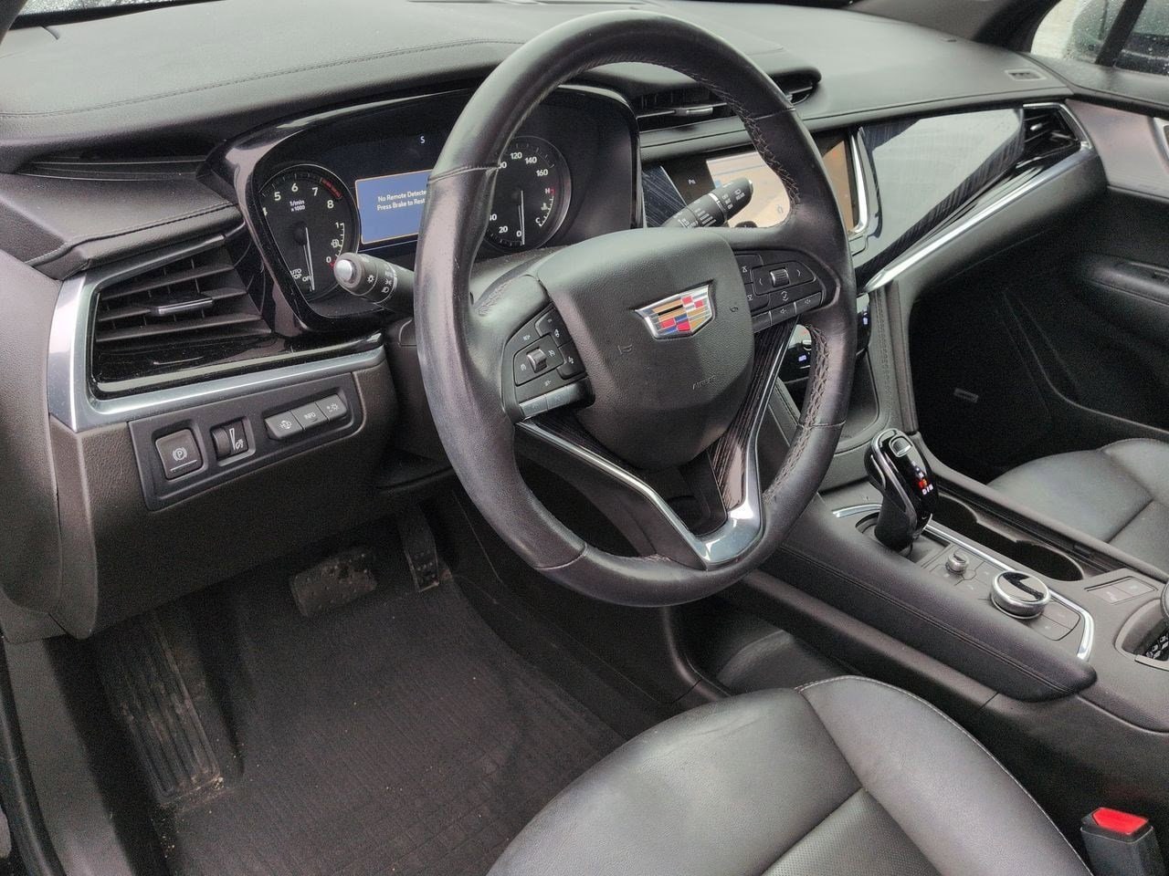 Thumbnail: 2023 Cadillac XT6 - 2