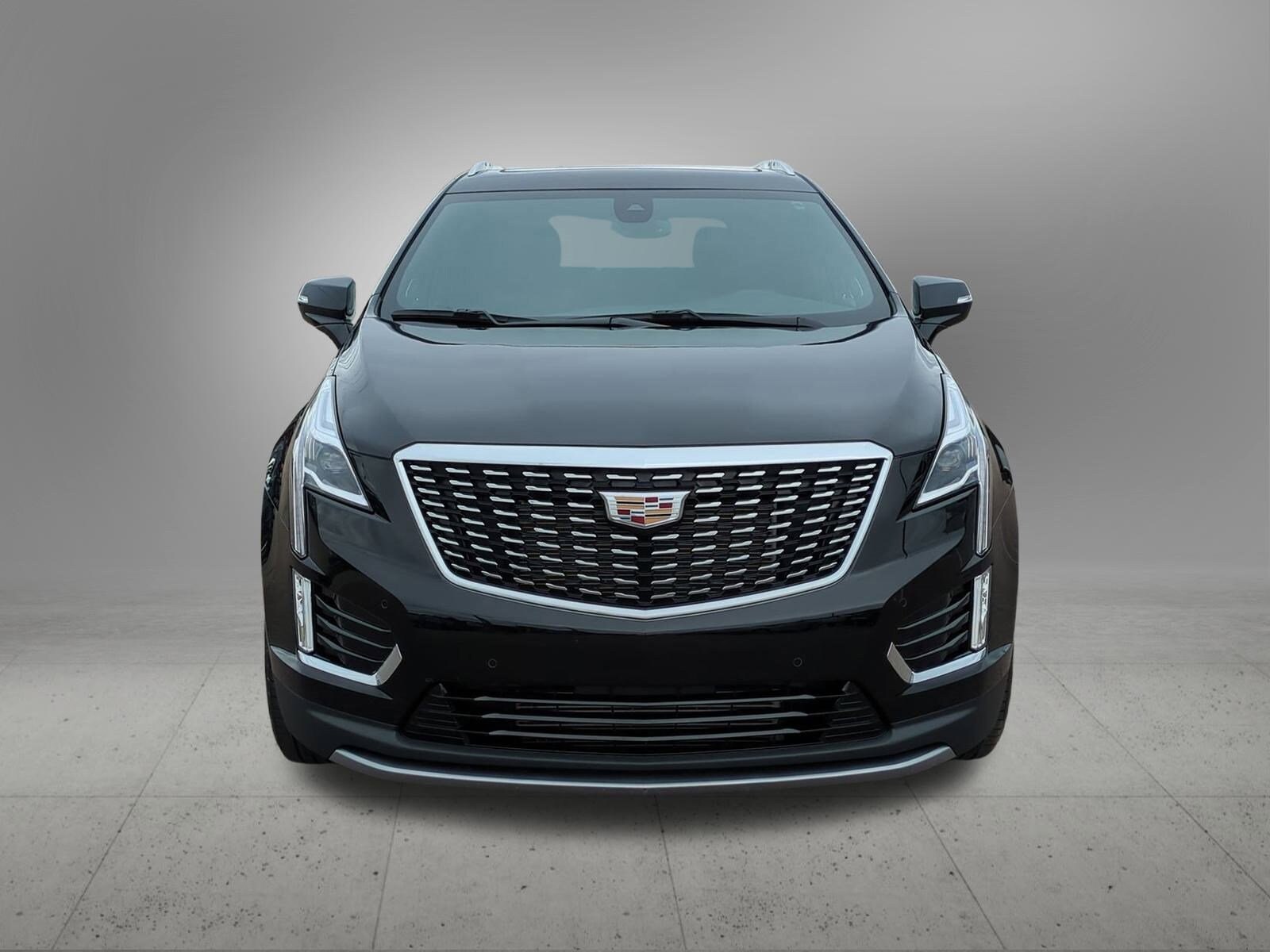 Thumbnail: 2023 Cadillac XT5 - 9