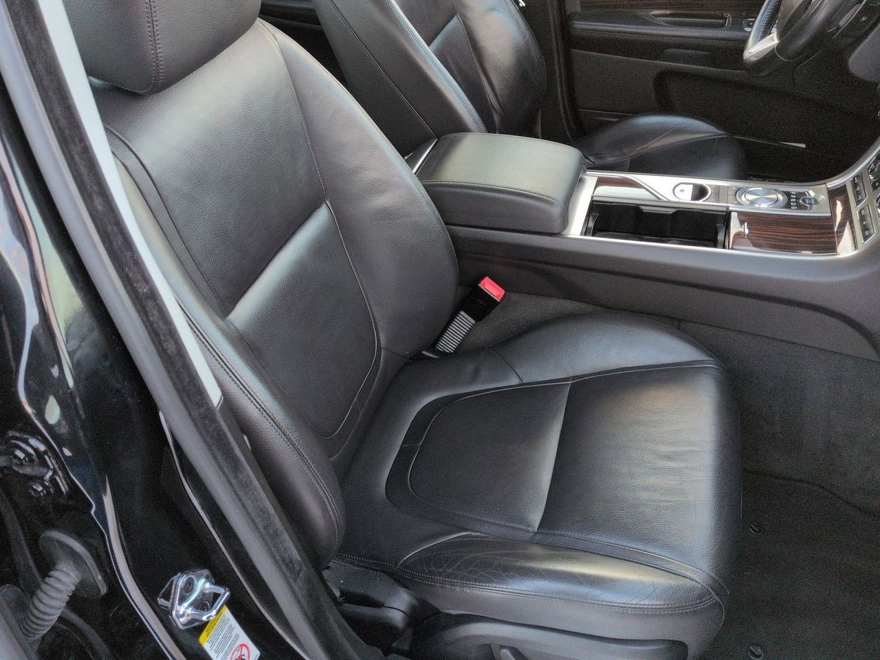 Thumbnail: 2014 Jaguar XF - 19