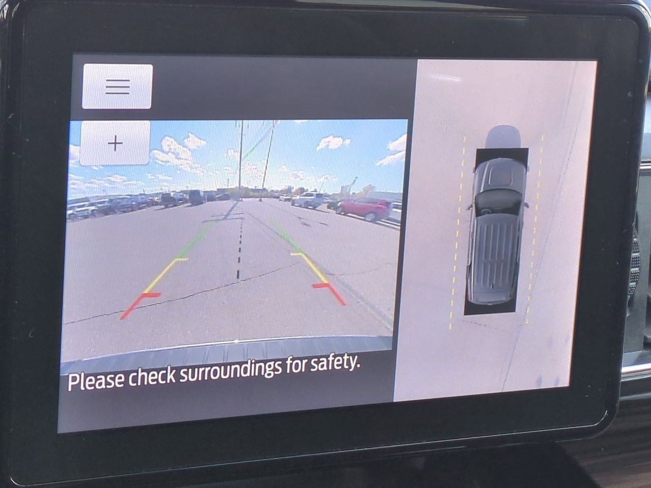 Thumbnail: 2022 Ford Explorer - 30