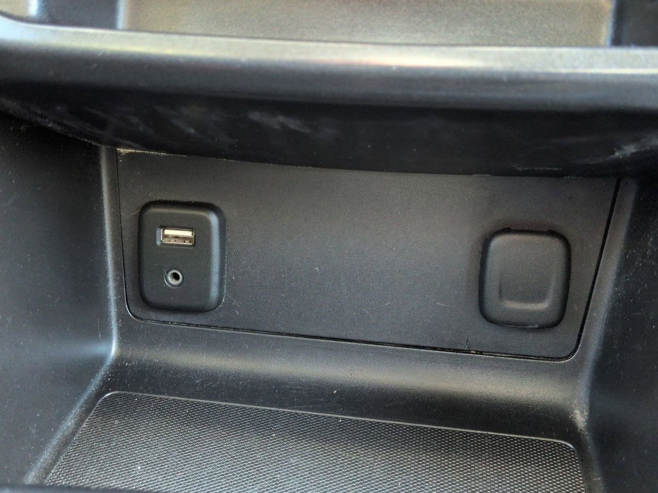 Thumbnail: 2017 Chevrolet Colorado - 28