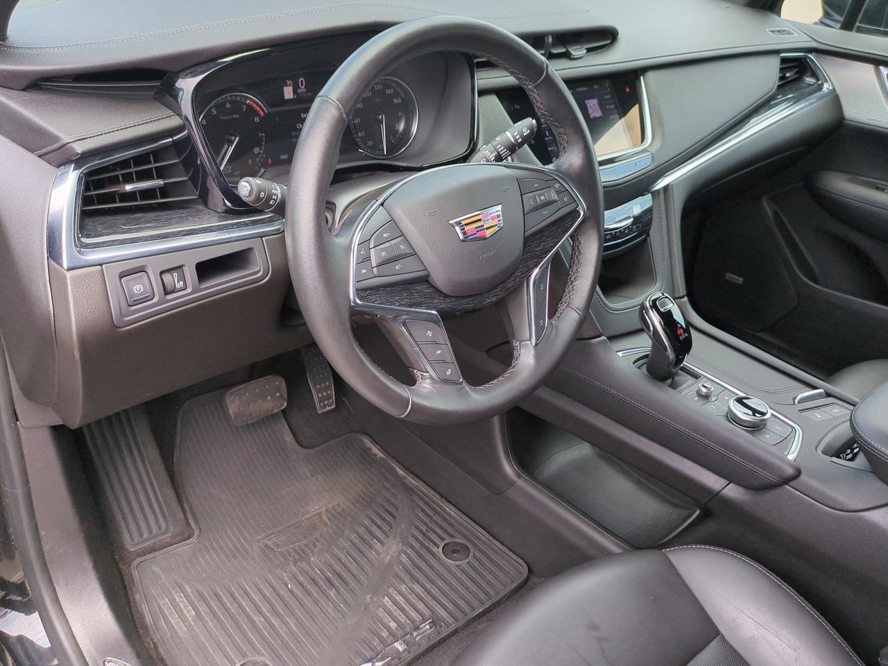 Thumbnail: 2023 Cadillac XT5 - 2