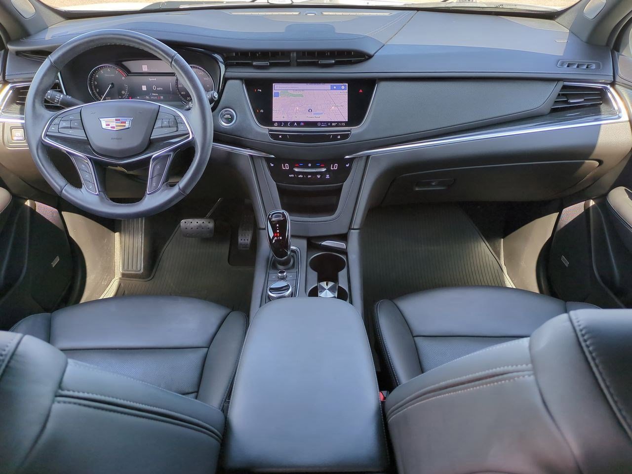 Thumbnail: 2023 Cadillac XT5 - 14