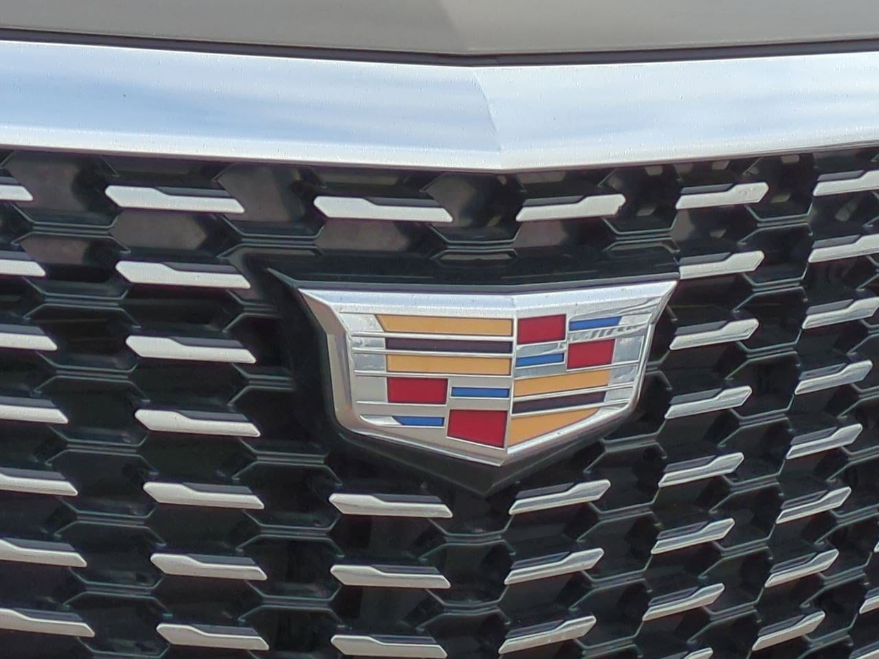 Thumbnail: 2023 Cadillac XT5 - 11
