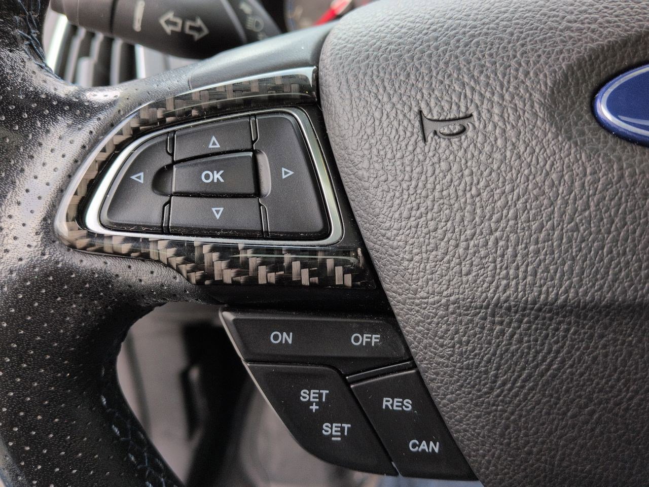 Thumbnail: 2017 Ford Focus - 24