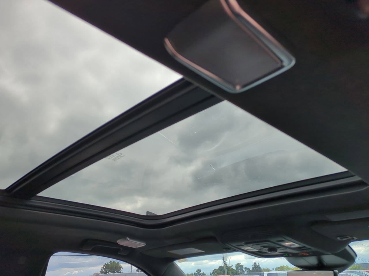 Thumbnail: 2023 Cadillac Escalade - 22