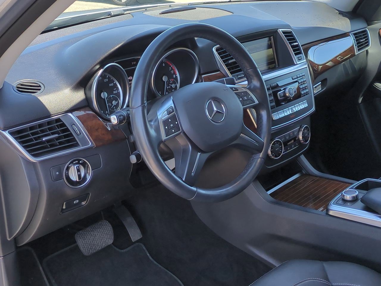 Thumbnail: 2014 Mercedes-Benz M-Class - 2