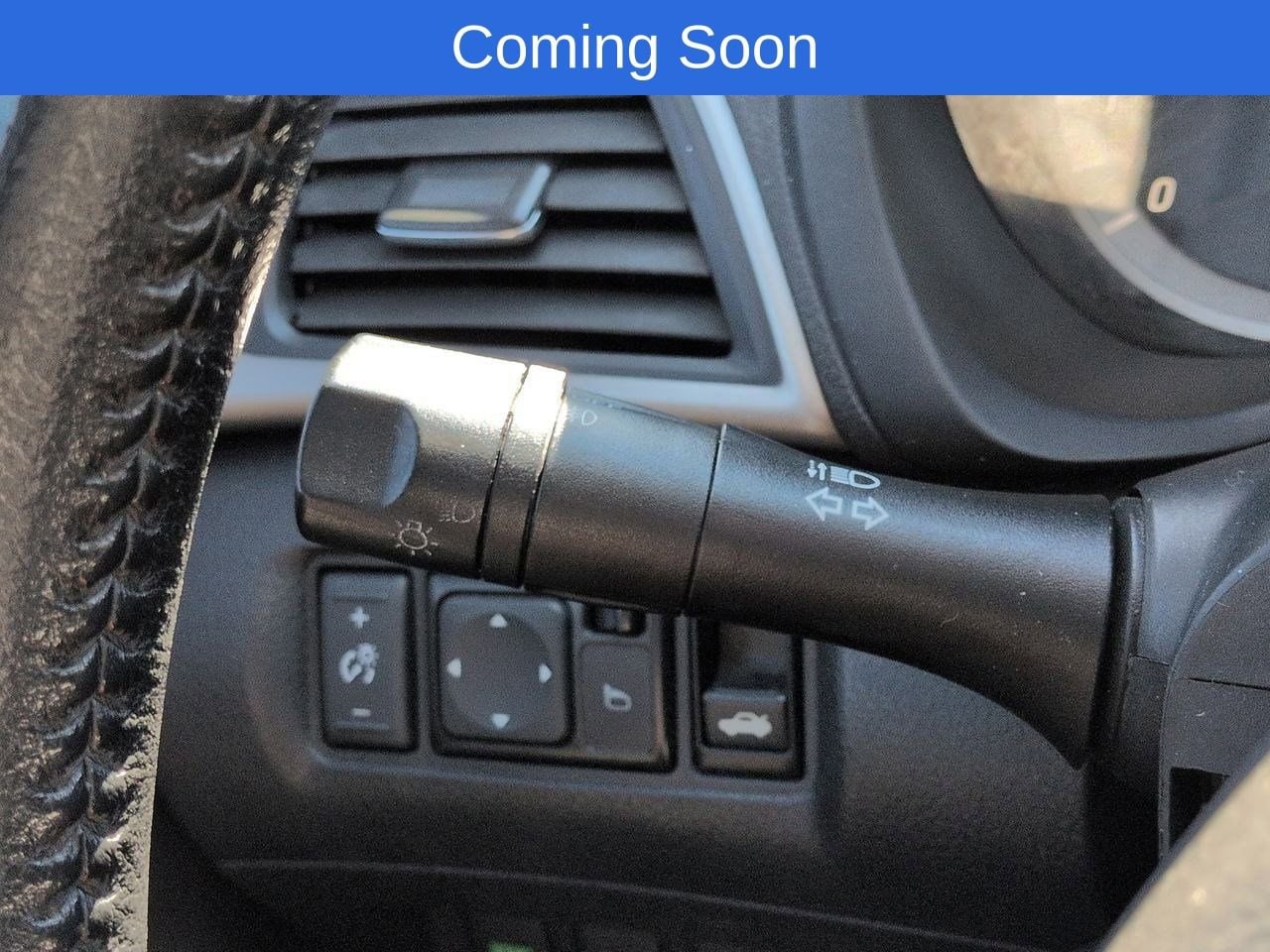 Thumbnail: 2015 Nissan Sentra - 24