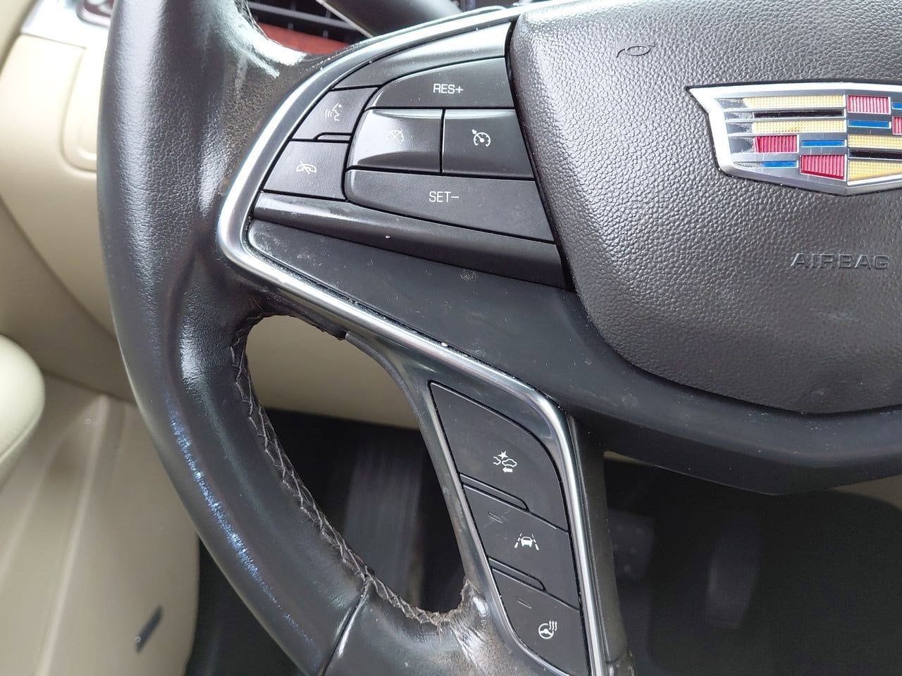 Thumbnail: 2019 Cadillac XT5 - 23