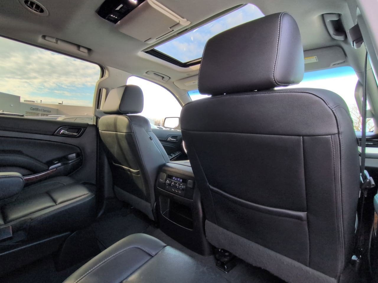 Thumbnail: 2019 Chevrolet Suburban - 18