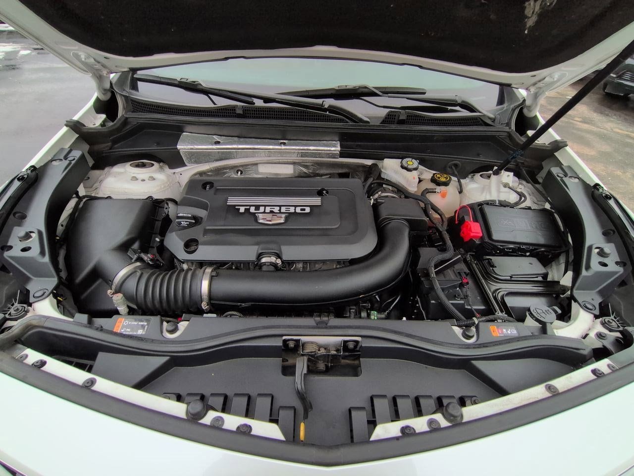 Thumbnail: 2020 Cadillac XT4 - 14