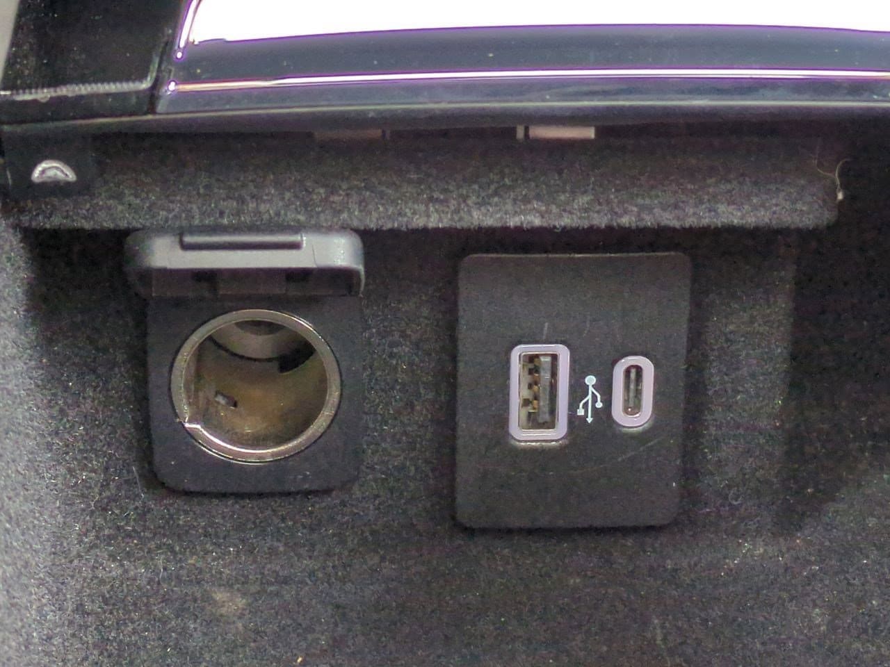 Thumbnail: 2022 Lincoln Corsair - 32