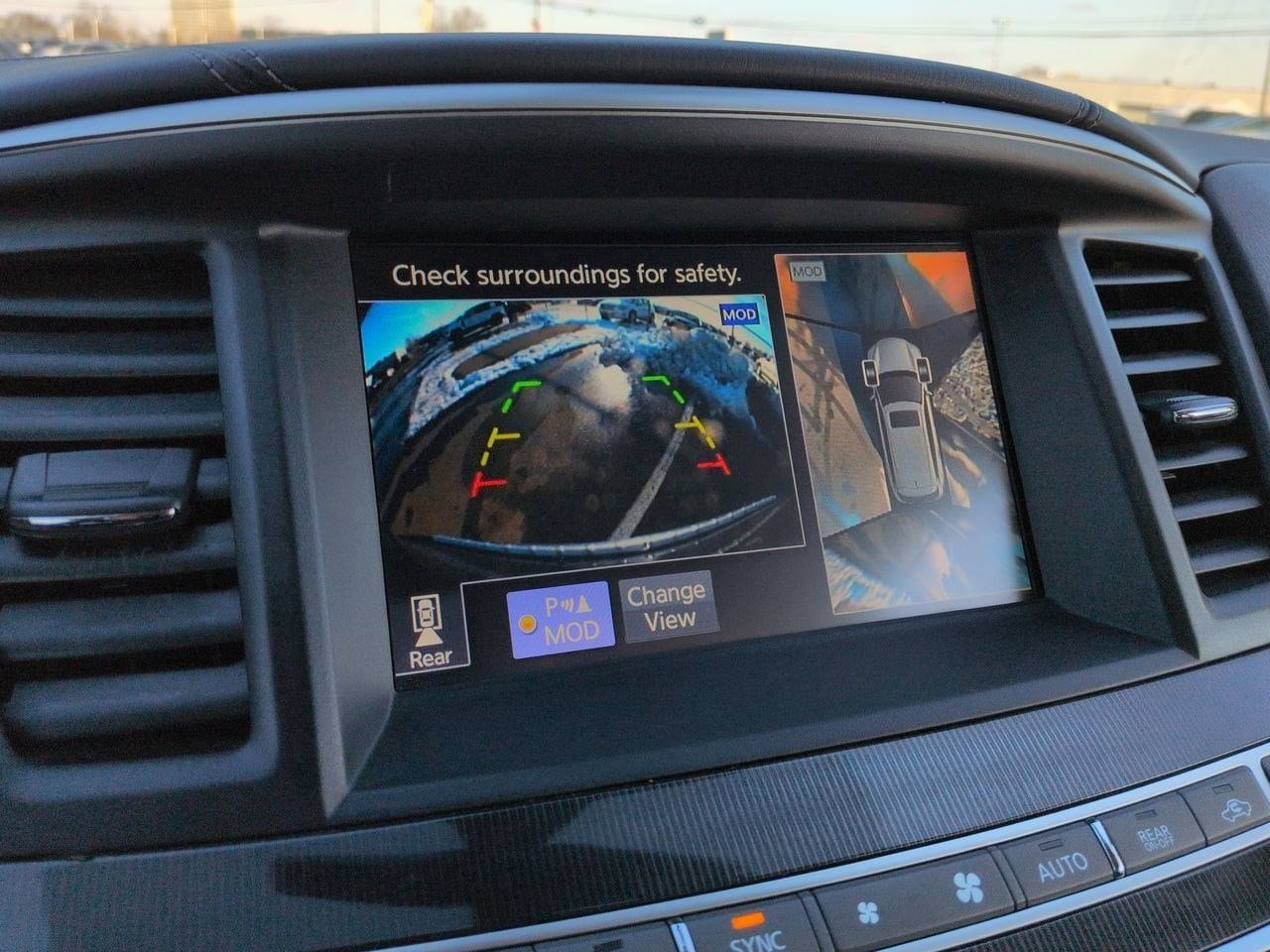 Thumbnail: 2019 INFINITI QX60 - 32